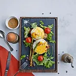 каро и Хотел
