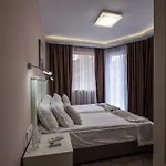 Хотел каро и