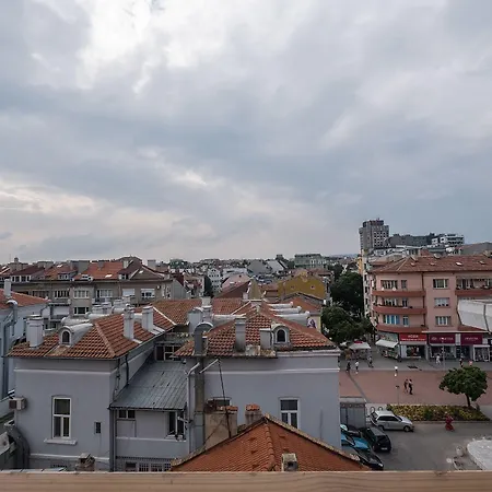 Caro & Hotel Varna