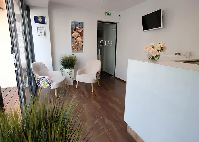 酒店 Caro & 瓦爾納